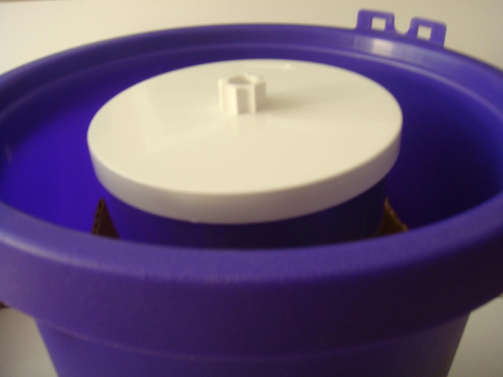 electric-ice-cream-maker---8420-tp-2.jpg