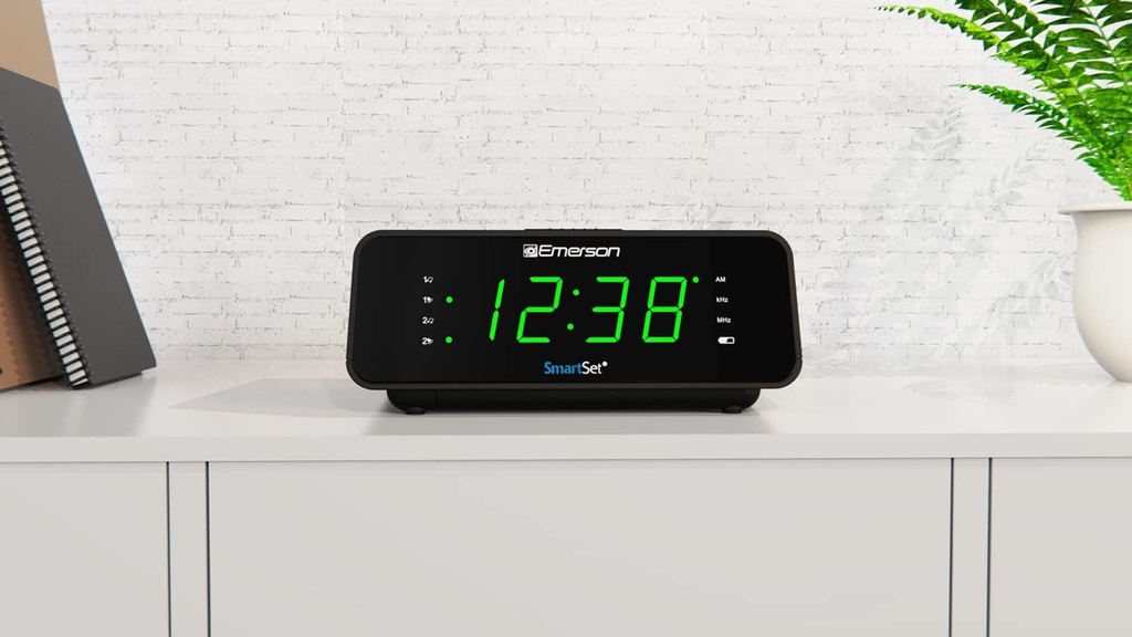 emerson-smartset-dual-alarm-clock-radio--2.jpg