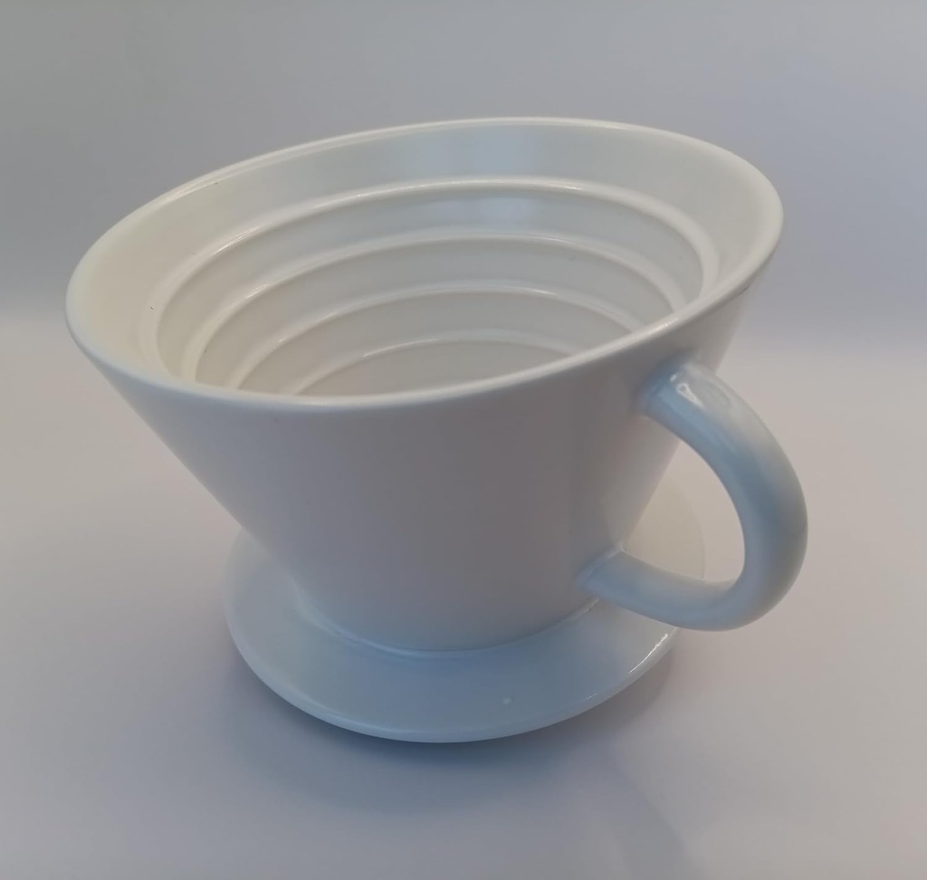 flat-bottom-ceramic-pour-over-coffee-dri-4.jpg